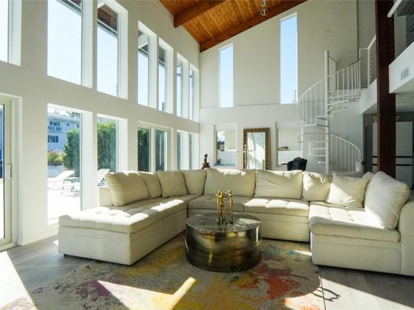 600 N Victoria Ter, Fort Lauderdale FL 33304