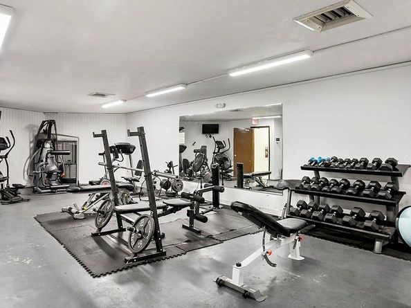 102 Royal Park Dr 3F, Oakland Park FL 33309