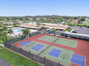 118 Lake Constance Drive, West Palm Beach FL 33411