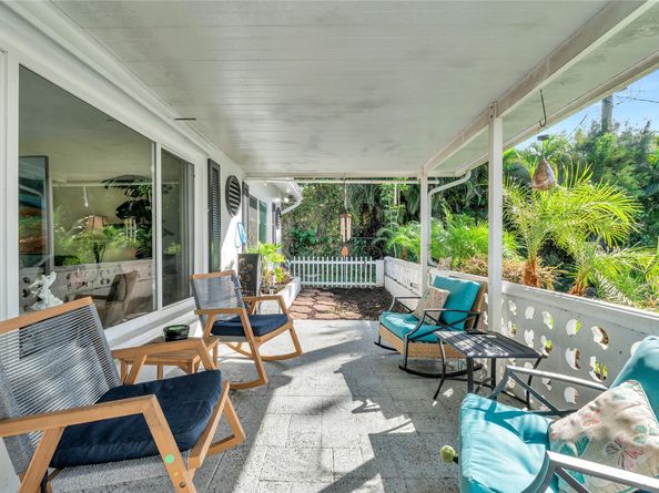 101 NW 32nd Ct, Pompano Beach FL 33064