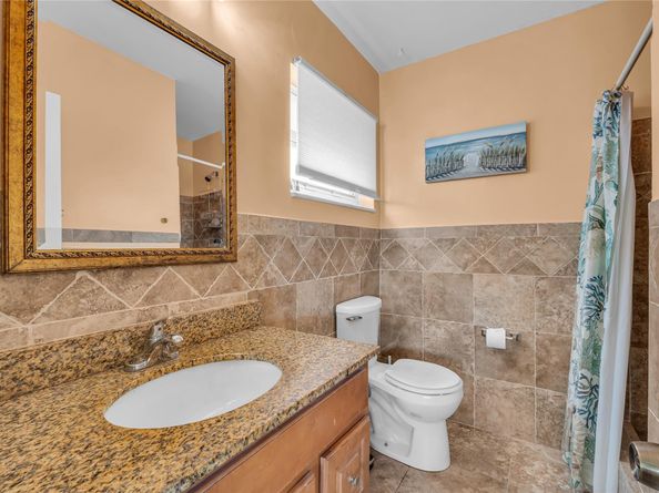 101 NW 32nd Ct, Pompano Beach FL 33064