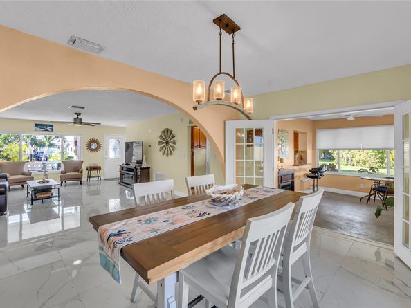 101 NW 32nd Ct, Pompano Beach FL 33064