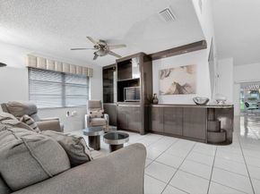 6065 Sunny Manor Court, Delray Beach FL 33484