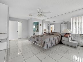 6065 Sunny Manor Court, Delray Beach FL 33484