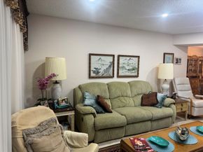 3940 NW 42nd Ave 312, Lauderdale Lakes FL 33319