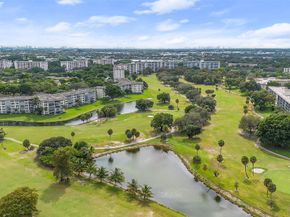 3520 Oaks Way 806, Pompano Beach FL 33069