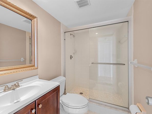 3520 Oaks Way 806, Pompano Beach FL 33069