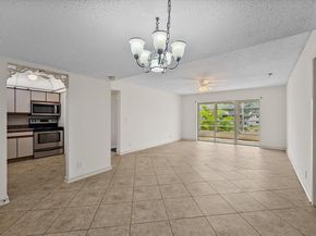 719 Lori Dr 204, Palm Springs FL 33461