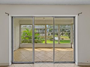 719 Lori Dr 204, Palm Springs FL 33461