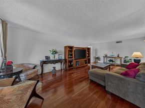 4702 Fountains Dr 205, Lake Worth FL 33467