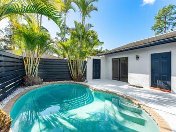 1277 Periwinkle Place