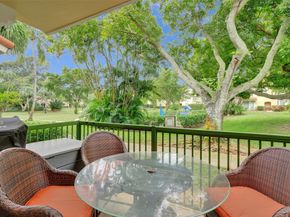 127 Yacht Club Way 112, Hypoluxo FL 33462