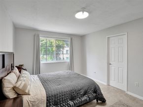 127 Yacht Club Way 112, Hypoluxo FL 33462