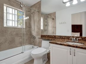 127 Yacht Club Way 112, Hypoluxo FL 33462