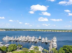 136 Lakeshore Drive Ph10, North Palm Beach FL 33408