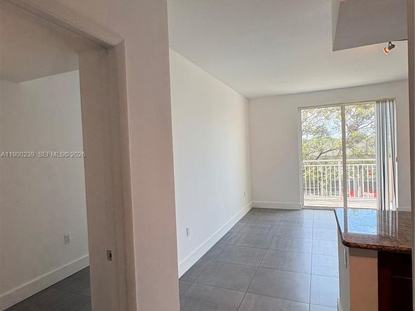 7275 SW 90th Way 205, Miami FL 33156