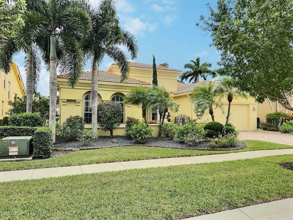8768 Via Prestigio E, Wellington FL 33411