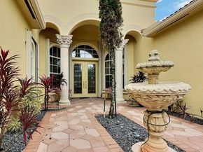 8768 Via Prestigio E, Wellington FL 33411