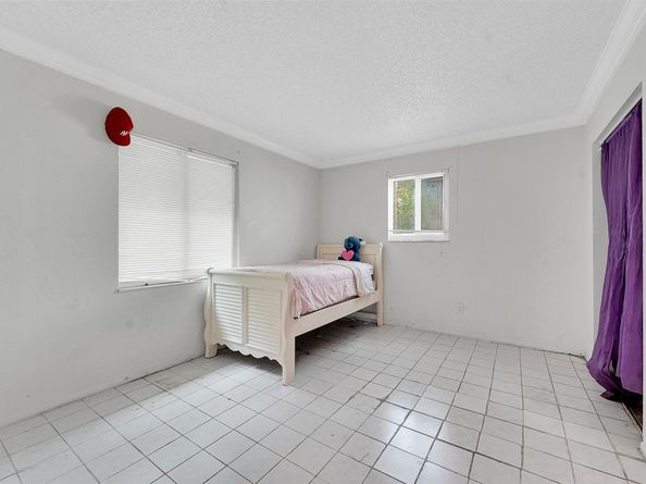 4014 Waverly Dr, Palm Beach FL 33407