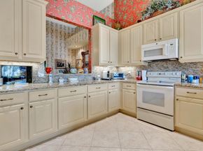 104 Palm Point Circle C, Palm Beach Gardens FL 33418