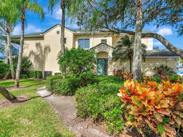 104 Palm Point Circle C, Palm Beach Gardens FL 33418