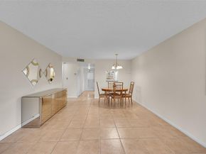 9261 Sunrise Lakes Blvd 112, Sunrise FL 33322