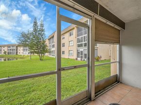 9261 Sunrise Lakes Blvd 112, Sunrise FL 33322