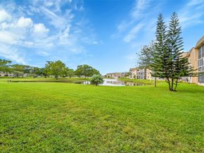 9261 Sunrise Lakes Blvd 112, Sunrise FL 33322