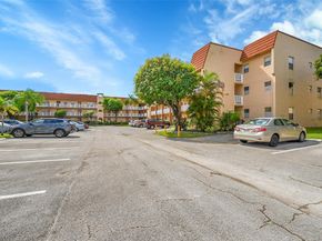 9261 Sunrise Lakes Blvd 112, Sunrise FL 33322