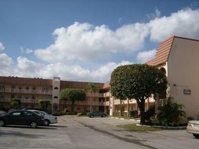 9261 Sunrise Lakes Blvd 112, Sunrise FL 33322