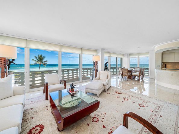 100 Sunrise Avenue 303, Palm Beach FL 33480
