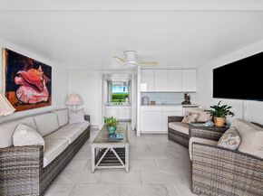 100 Sunrise Avenue 303, Palm Beach FL 33480