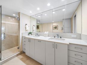 100 Sunrise Avenue 303, Palm Beach FL 33480