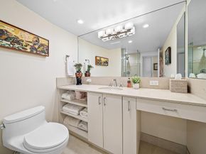 100 Sunrise Avenue 303, Palm Beach FL 33480