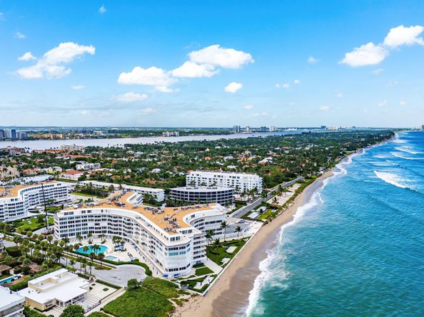 100 Sunrise Avenue 303, Palm Beach FL 33480