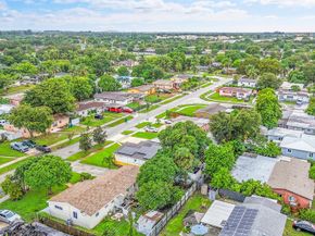 2011 NW 185th Ter, Miami Gardens FL 33056