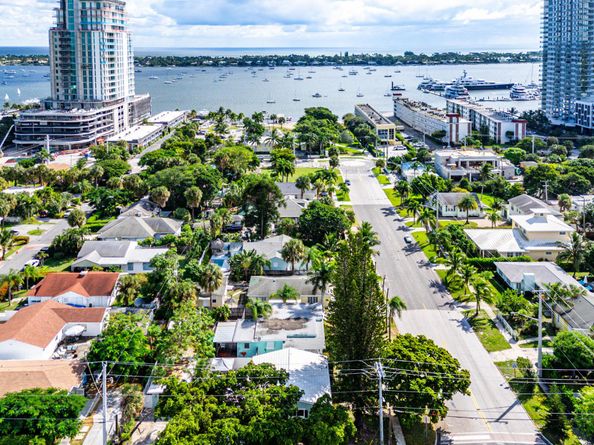 439 45th Street, West Palm Beach FL 33407