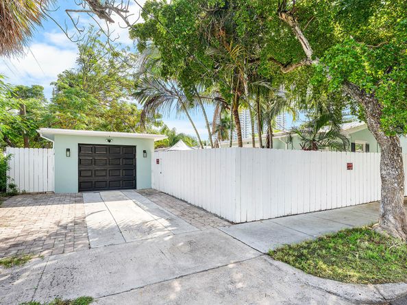 439 45th Street, West Palm Beach FL 33407