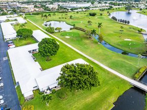 300 SW Golfview Terrace 142, Boynton Beach FL 33426