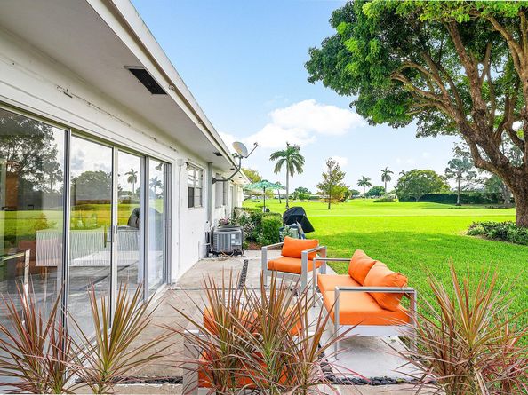 300 SW Golfview Terrace 142, Boynton Beach FL 33426