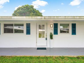 300 SW Golfview Terrace 142, Boynton Beach FL 33426