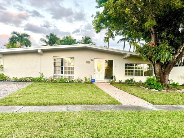 2204 W River Dr, Margate FL 33063