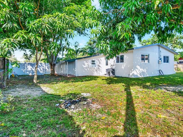 4358 Palm Ave Avenue, West Palm Beach FL 33406