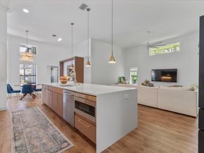 4911 NW 96th Dr, Coral Springs FL 33076