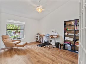 4911 NW 96th Dr, Coral Springs FL 33076