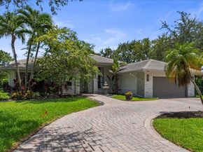 4911 NW 96th Dr, Coral Springs FL 33076