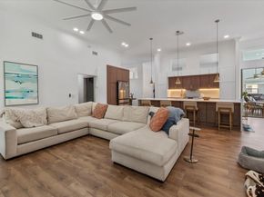 4911 NW 96th Dr, Coral Springs FL 33076