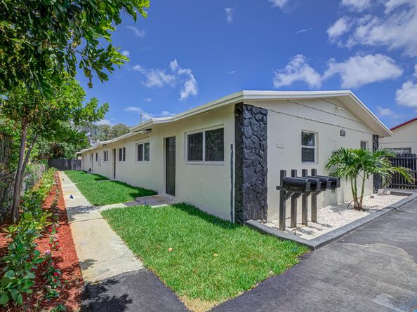 1216 N 16th Avenue N 10, Lake Worth Beach FL 33460