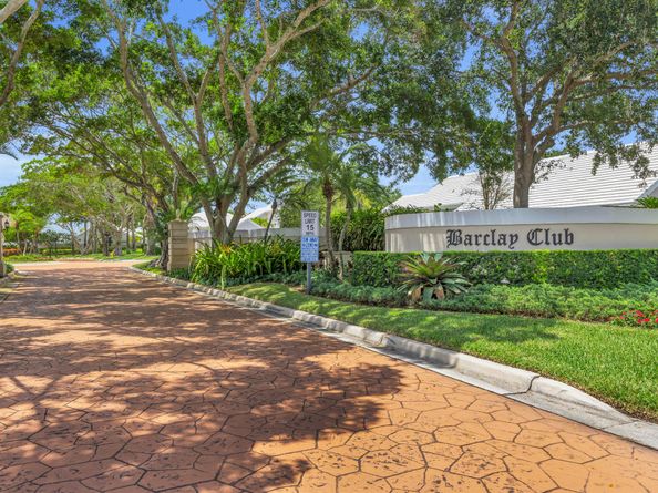 30 Selby Lane, Palm Beach Gardens FL 33418