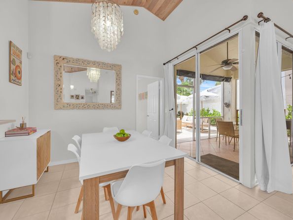 30 Selby Lane, Palm Beach Gardens FL 33418
